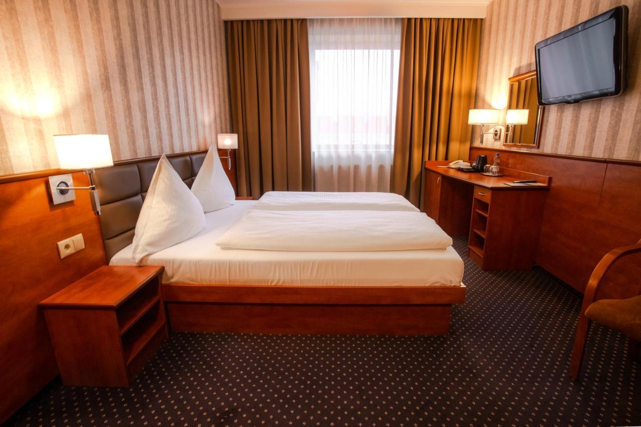 Business Hotel Vega Wrocław Eksteriør billede