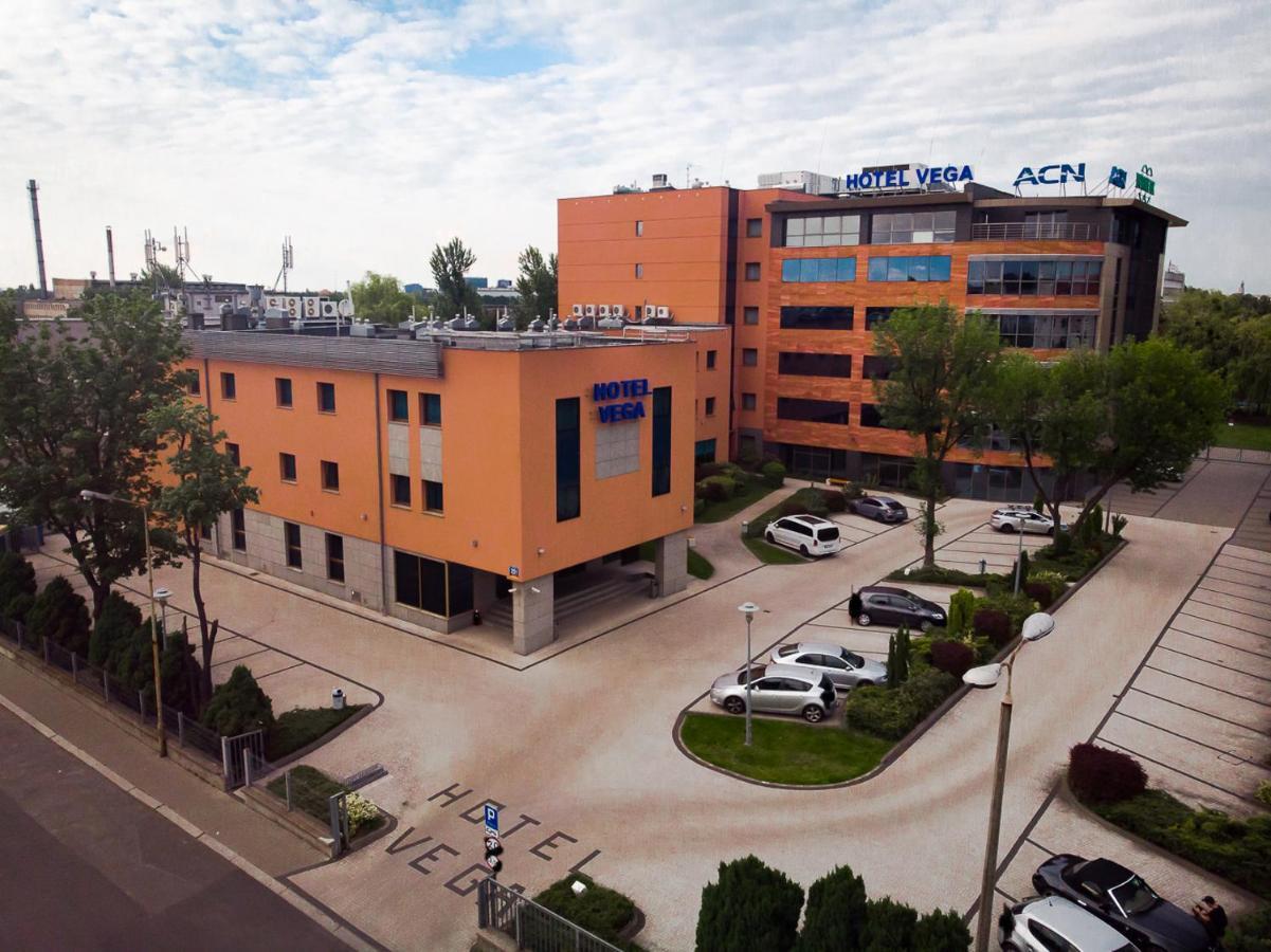 Business Hotel Vega Wrocław Eksteriør billede
