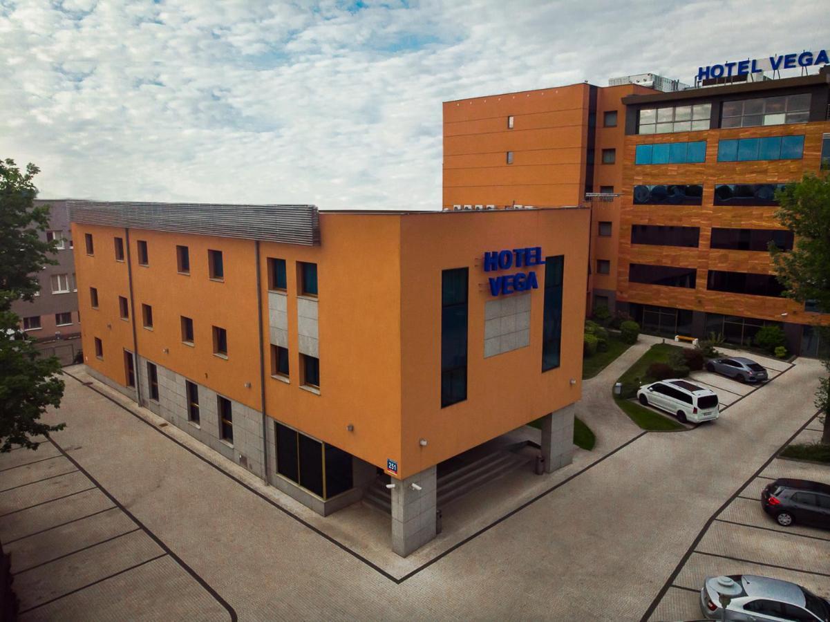 Business Hotel Vega Wrocław Eksteriør billede